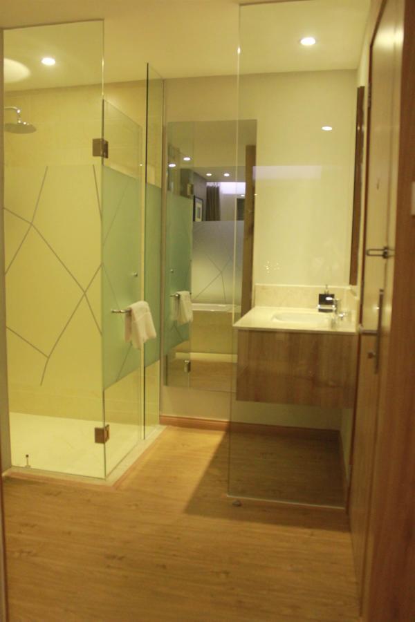 Avanti Hotel Хошимін Екстер'єр фото